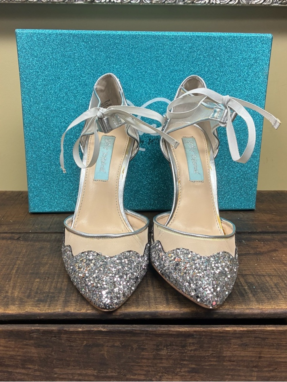Betsey Johnson SB-Stela Silver Glitter Heels Size 7 Ankle Tie Mesh Pumps - Picture 6 of 7